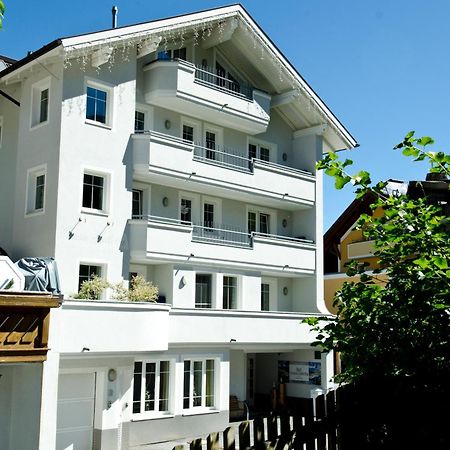 Petit Madlein Bed & Breakfast Ишгъл Екстериор снимка