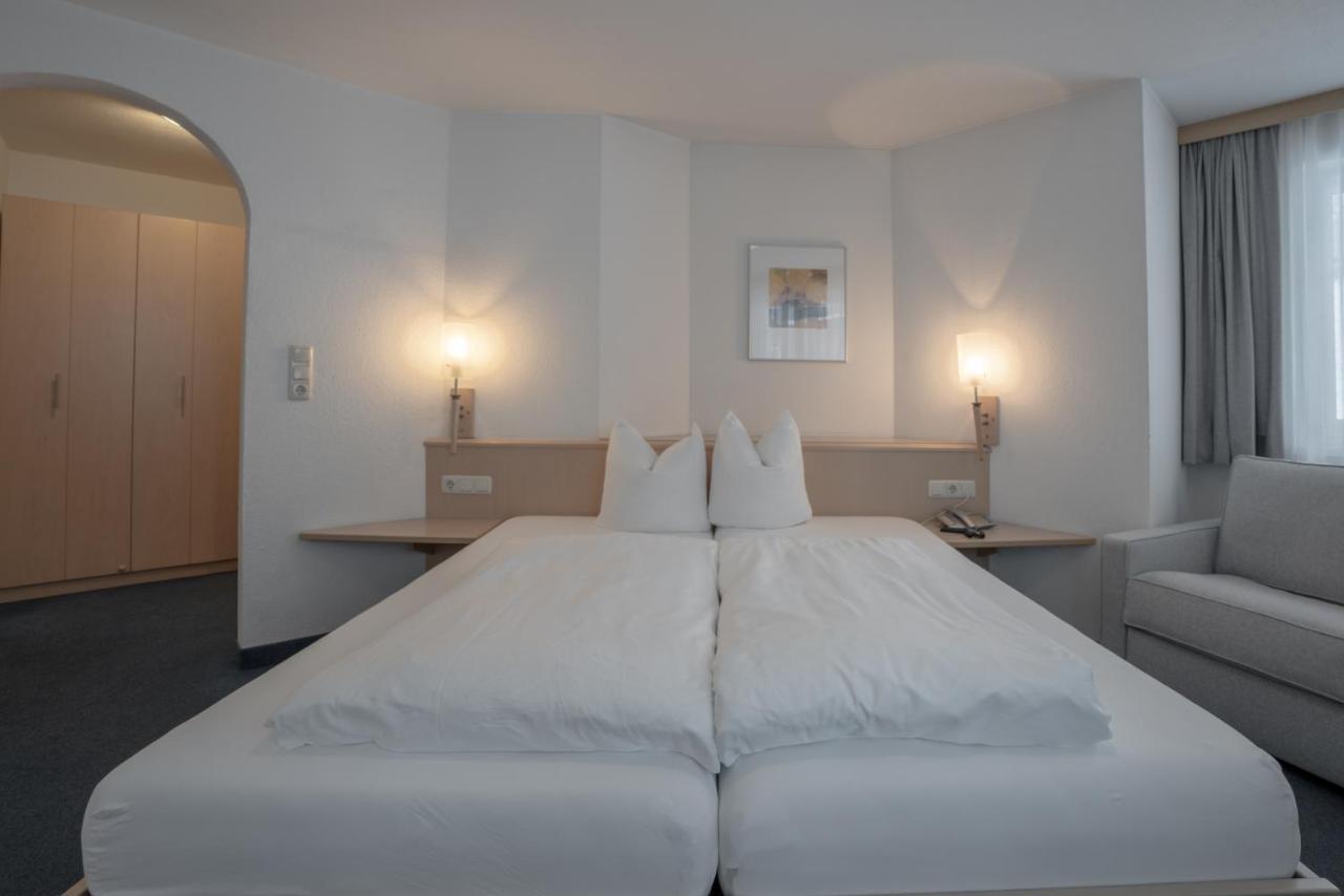 Petit Madlein Bed & Breakfast Ишгъл Екстериор снимка