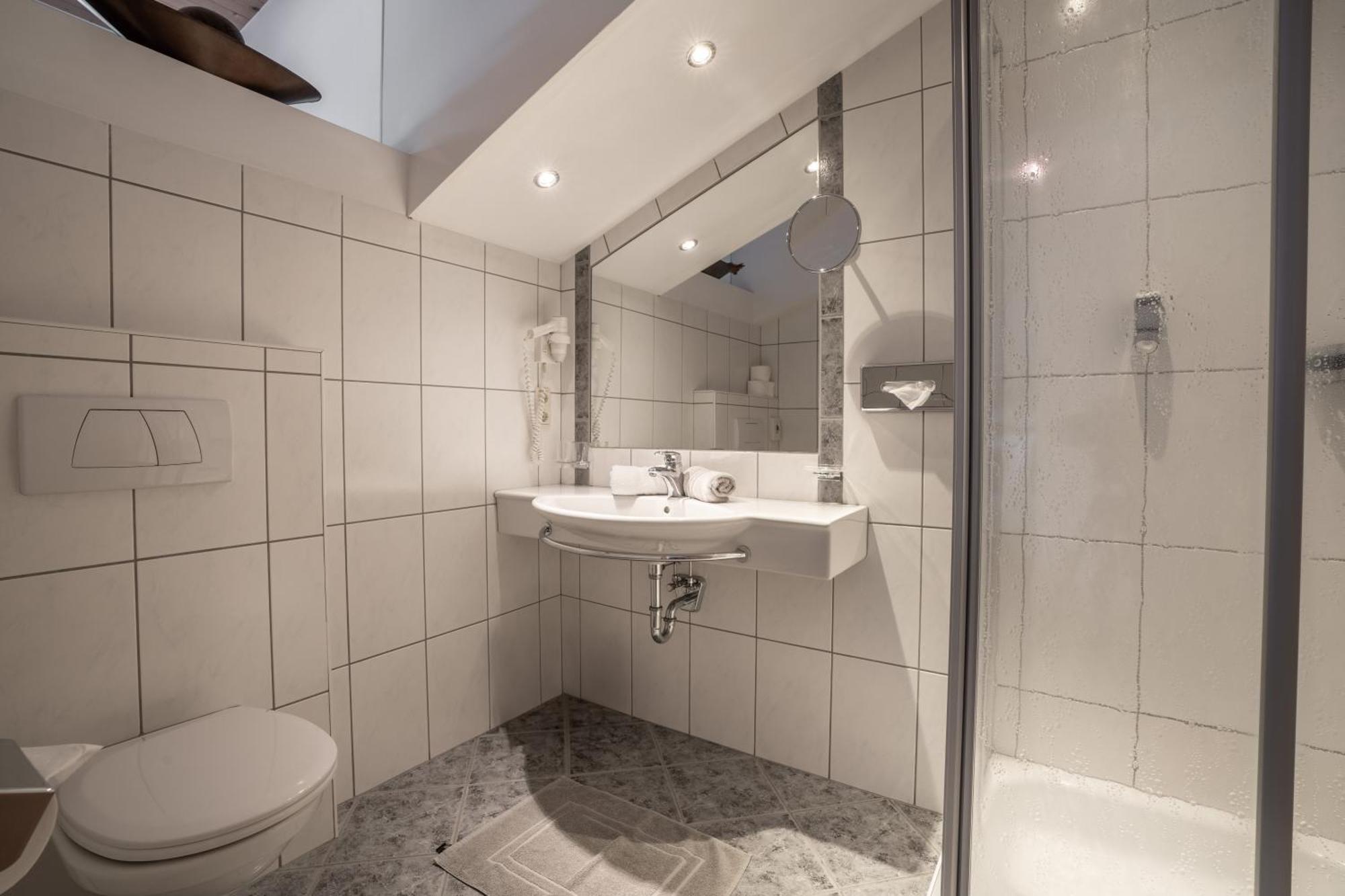Petit Madlein Bed & Breakfast Ишгъл Екстериор снимка
