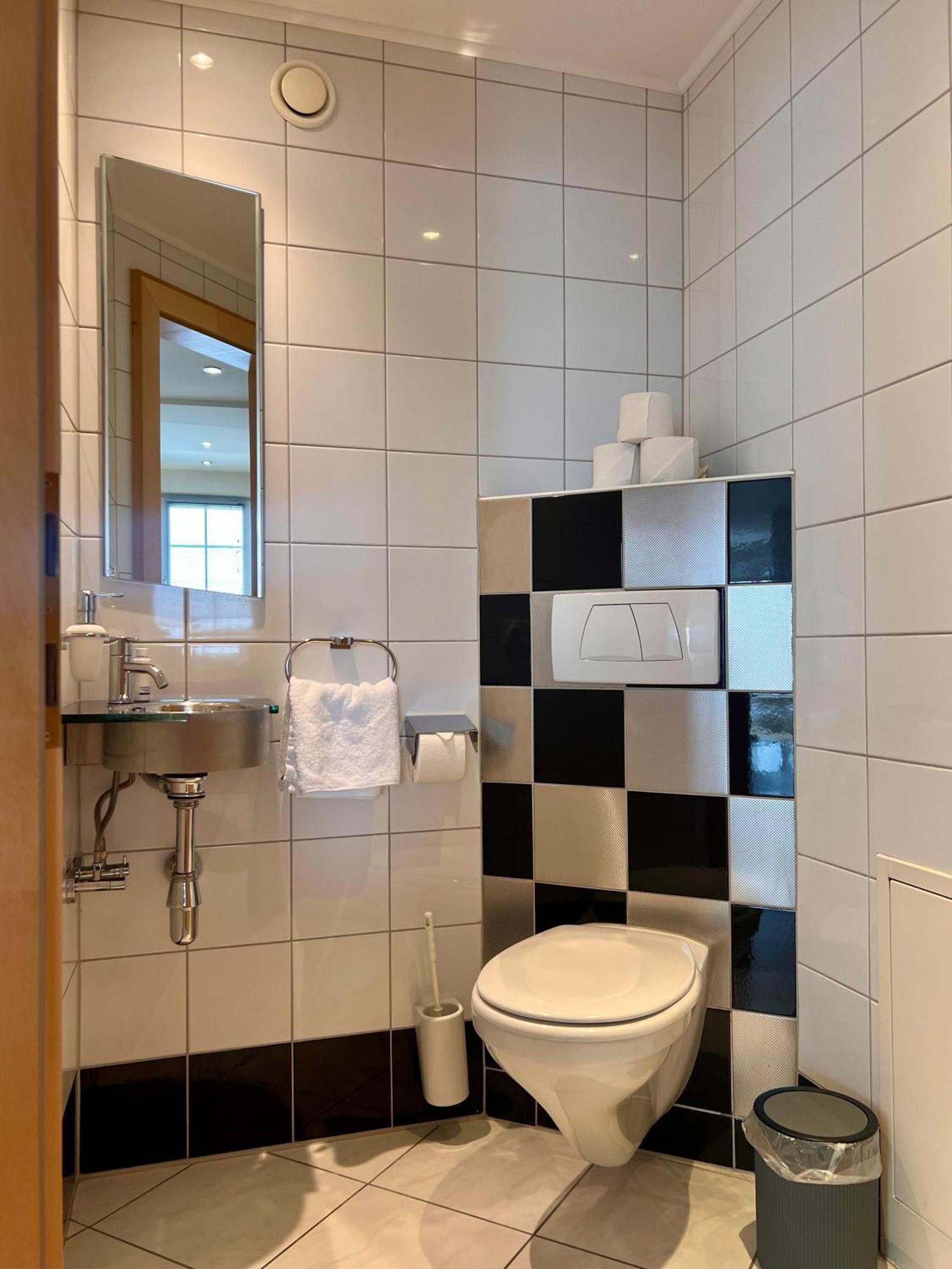 Petit Madlein Bed & Breakfast Ишгъл Екстериор снимка
